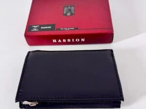 Portofel dama Hassion din piele naturală, cu deschidere tripla, negru, la reducere de 32%.