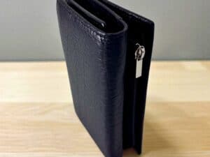 Portofel dama Hassion din piele naturală, cu deschidere tripla, culoare negru, ofertă reducere 32%.