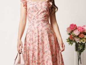 Rochie DY Fashion midi roz in clos cu floricele corai si volane la maneci