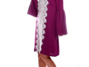 Rochie mov lejera cu dantela alba si maneci clopot