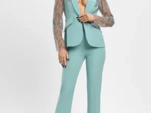 Compleu elegant verde menta cu maneci din broderie