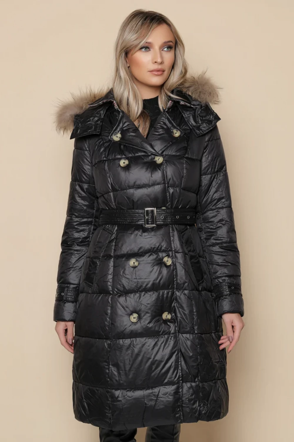 Reducere 15% - Geaca neagra cu blana naturala si inchidere cu doua randuri de nasturi 1 Geaca neagra cu blana naturala si inchidere cu doua randuri de nasturi