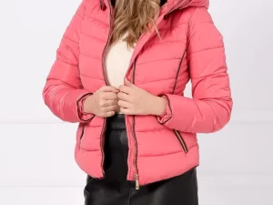 Geaca matalasata scurta ciclame cambrata cu blanita la guler si gluga