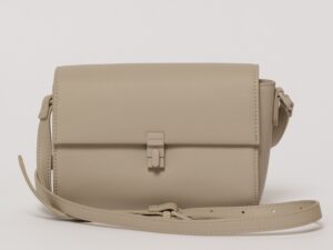 Geanta gri deschis design minimalist