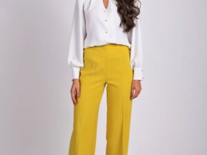 Pantaloni evazati cu talie inalta