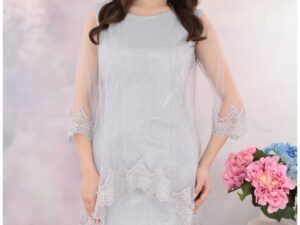 Rochie de ocazie din lurex cu pelerina din tulle si broderie gri