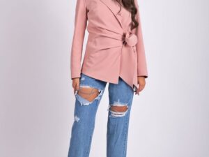 Sacou roz prafuit cu inchidere in lateral si pense