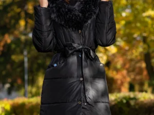 Geaca dama lunga neagra Madeleine cu gluga si blanita