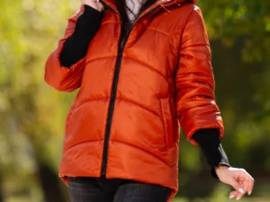 Geaca dama matlasata orange Denisa cu mansete din tricot si gluga