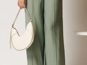 Pantaloni kaki din rayon cu croi lejer si elastic in talie