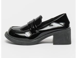 Pantofi loafer din piele ecologica lacuita - Negru