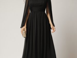 Rochie lunga neagra din voal creponat in clos cu maneci despicate