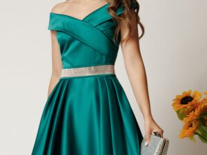 Rochie Nova scurta turcoaz din tafta in clos cu strasuri in talie