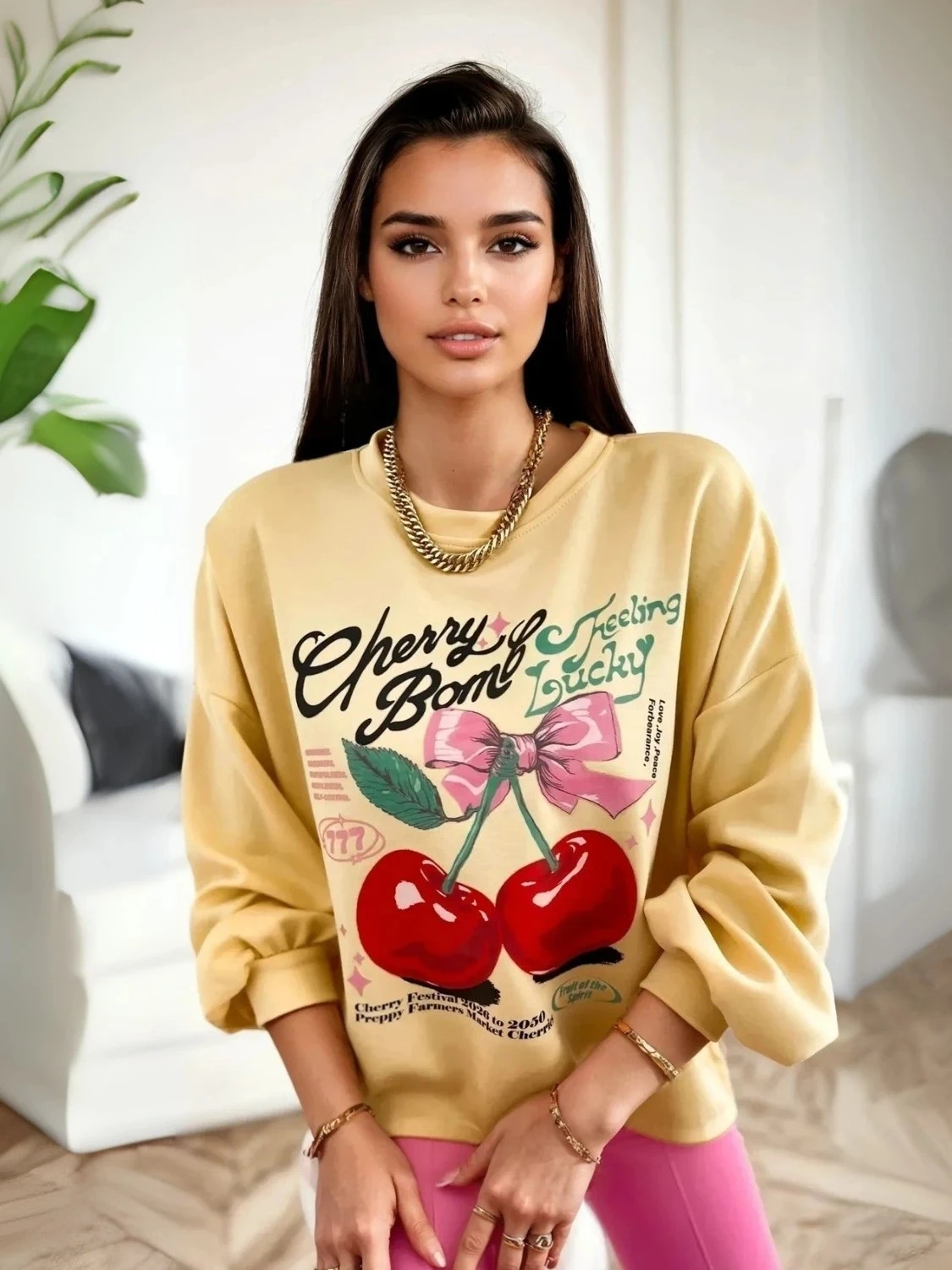 Reducere 55% - Bluza oversize cu imprimeu cires... 1 Bluza oversize cu imprimeu cires...