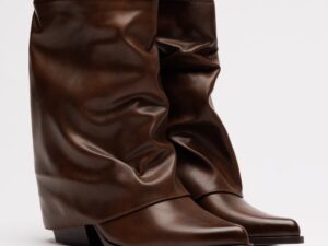 Cizme scurte din piele ecologica maro cu design lejer