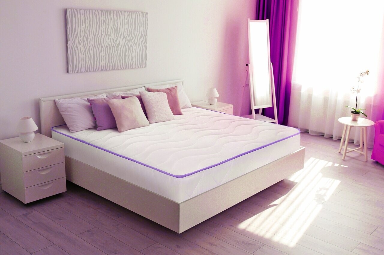 Reducere 29% - Saltea Green Future Super Ortopedica Purple Line 160x200 cm, H 16 cm 1 Saltea Green Future Super Ortopedica Purple Line 160x200 cm