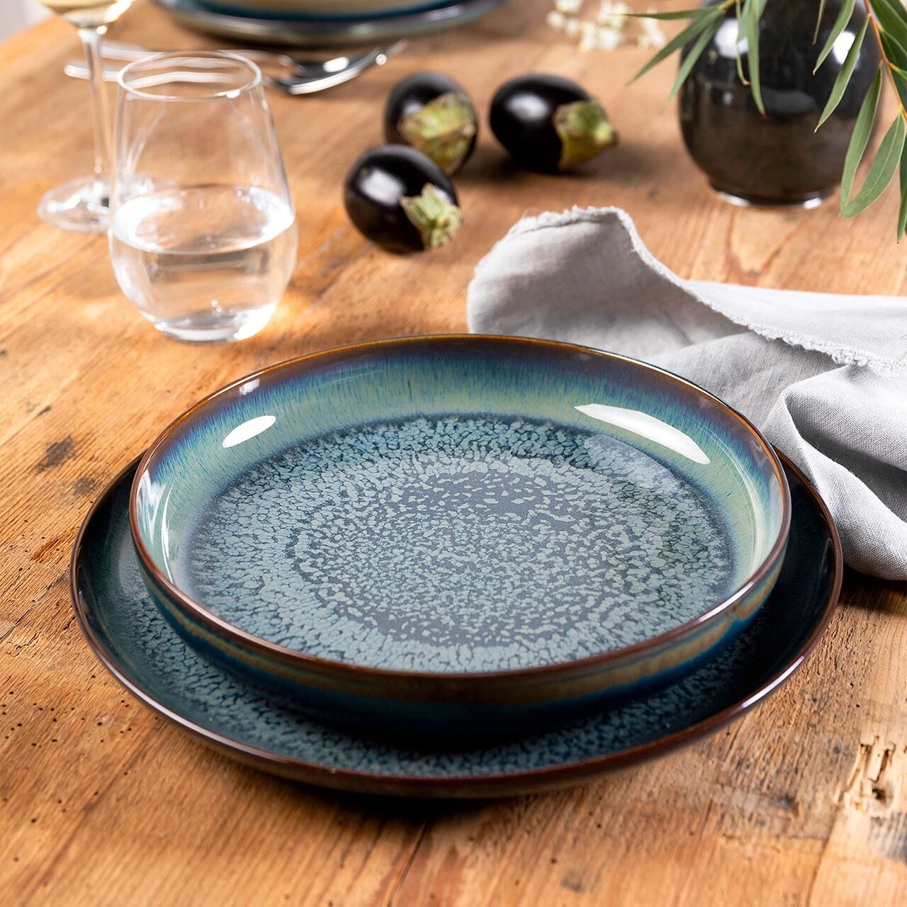 Reducere 45% - Set de masa 4 piese, Like Villeroy & Boch, Crafted Breeze, portelan premium, gri/albastru 2 Like Villeroy & Boch