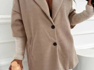 pardesiu-oversize-bej-cu-guler-dublu-si-maneci-tricotate-1