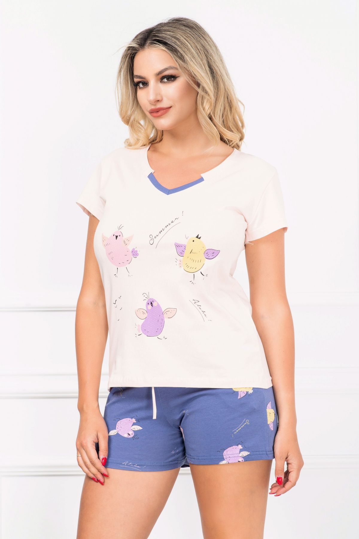 Reducere 30% - Pijama de dama din bumbac cu puisori colorati 1 Pijama de dama din bumbac cu puisori colorati