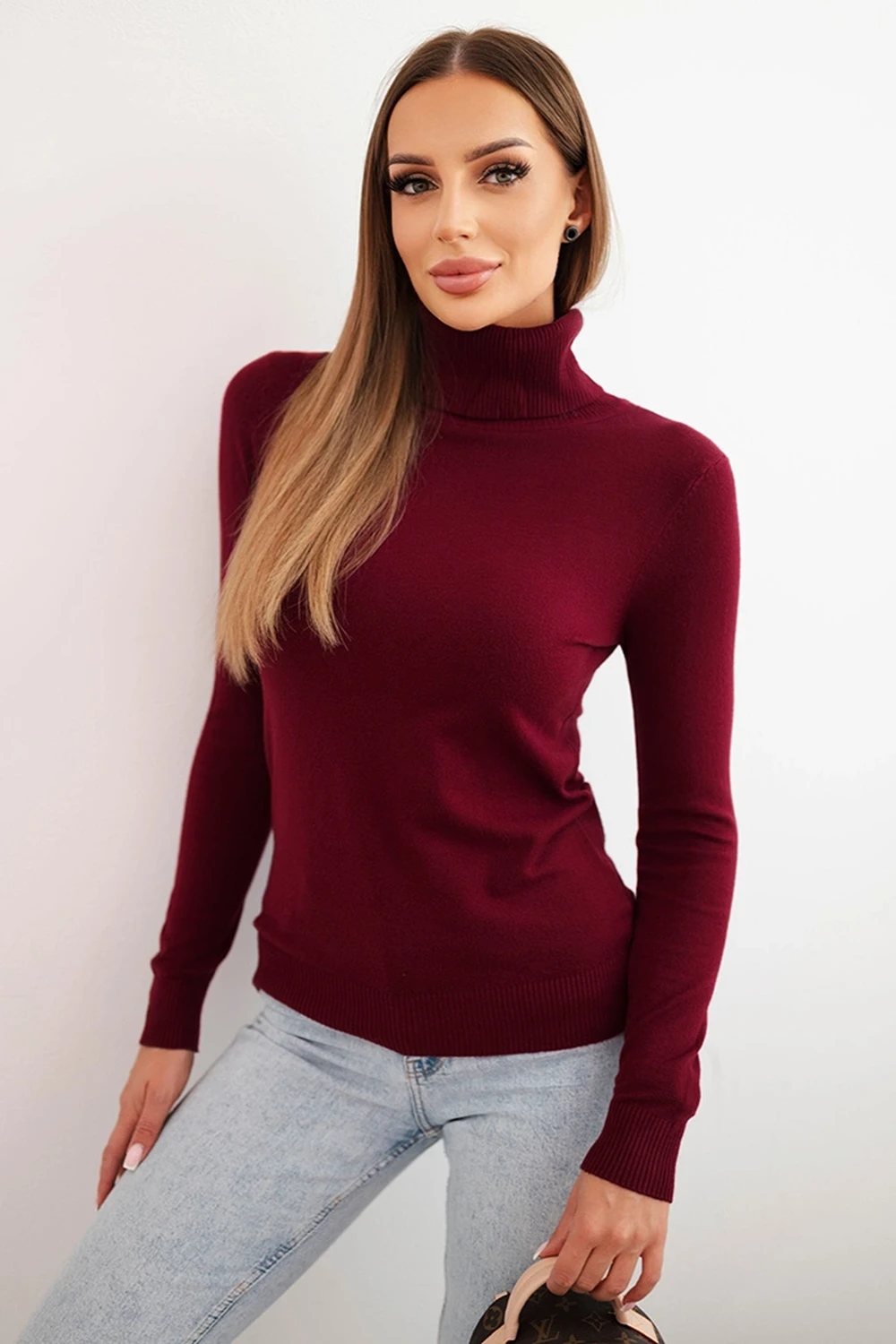 Reducere 44% - Pulover burgundy cu guler inalt ... 1 Pulover burgundy cu guler inalt ...