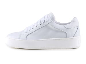 Pantofi sport din piele lacuita - Alb optic