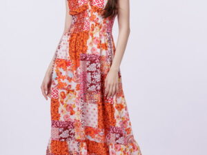 Rochie cu talia evidentiata si bust petrecut