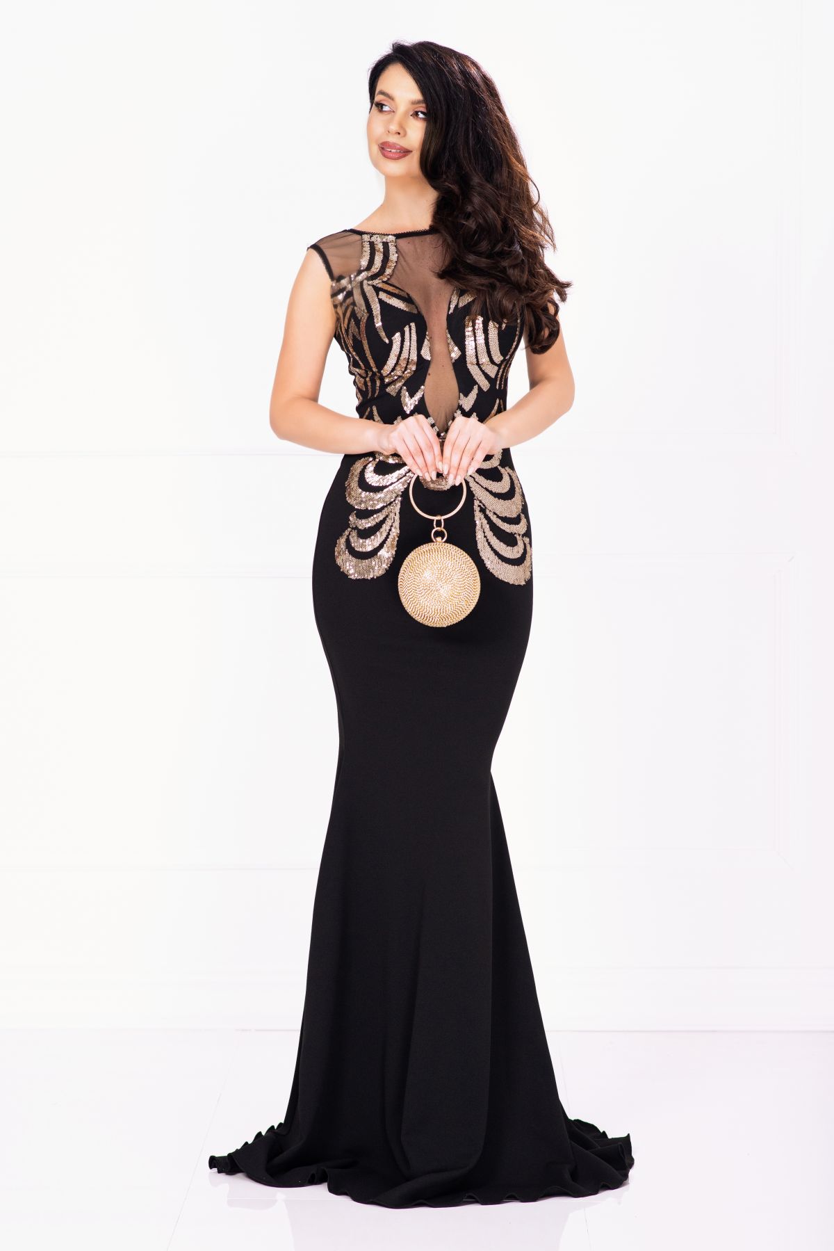Reducere 20% - Rochie de seara eleganta lunga Bekky neagra cu model din paiete aurii 1 Rochie de seara eleganta lunga Bekky neagra cu model din paiete aurii