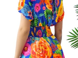 cu imprimeu floral si detalii brodate