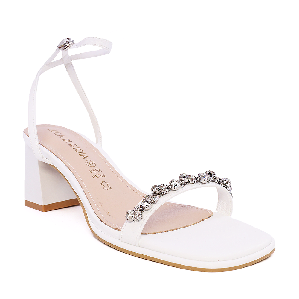 Reducere 40% - Sandale elegante femei Luca di Gioia albe din piele cu accesoriu decorativ 3847DS191A 2 Reducere 40% - Sandale elegante femei Luca di Gioia albe din piele cu accesoriu decorativ 3847DS191A - imagine 2
