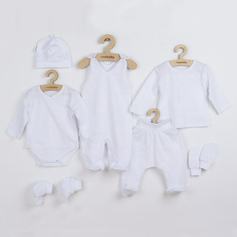 Reducere 40% - Set pentru bebe, New Baby, I AM, 7 piese, Cu botosei, jacheta maneca lunga, caciulita, body cu maneca lunga, pantalonasi si salopeta cu botosei si manusi, 100% bumbac, Marime 56, 0-3 luni, White 1 Set pentru bebe
