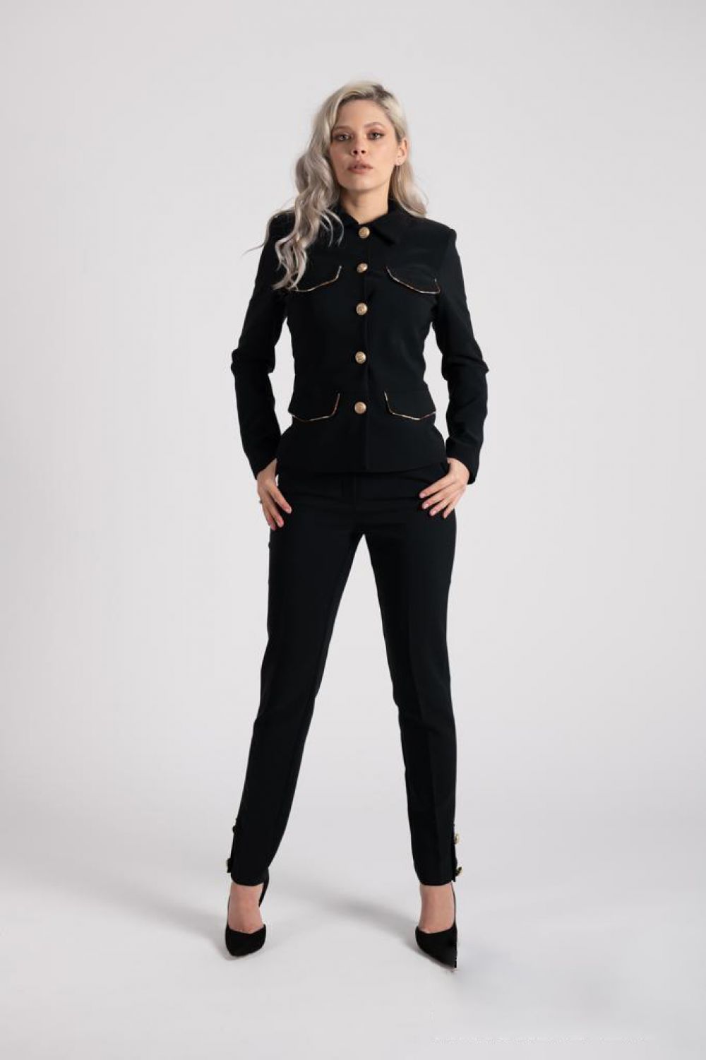 Reducere 5% - Compleu LaDonna negru prevazut cu nasturi metalici 1 Compleu LaDonna negru prevazut cu nasturi metalici