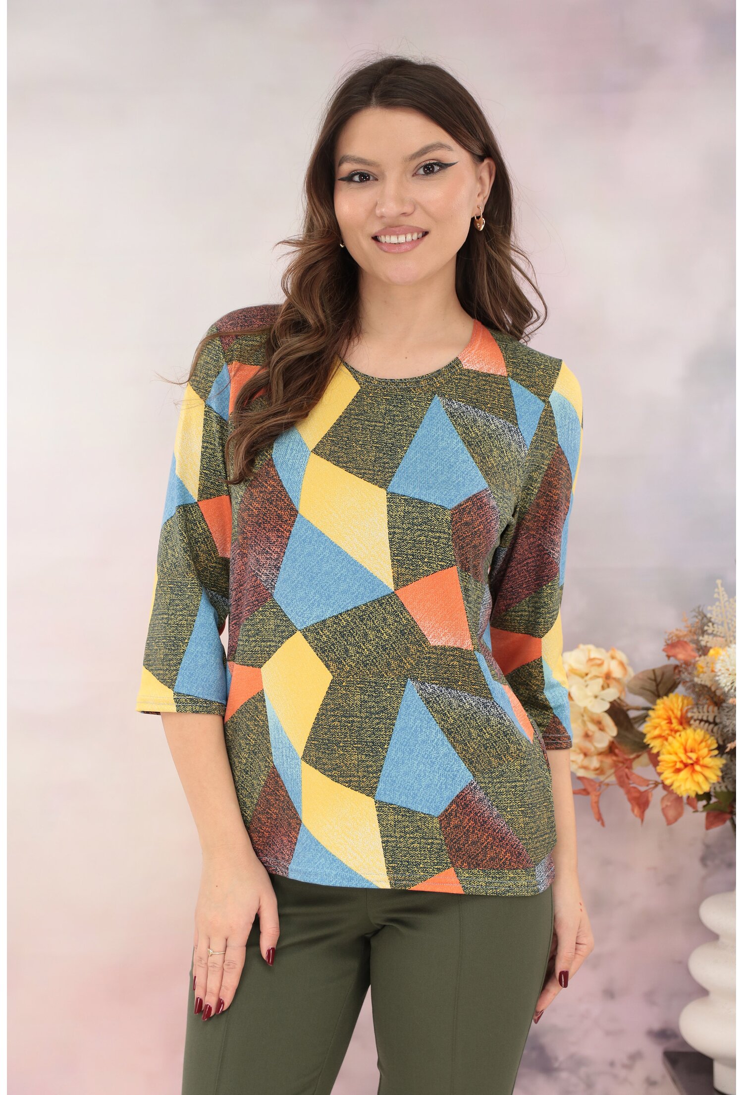 Reducere 50% - Bluza cu imprimeu geometric multicolor 1 Bluza cu imprimeu geometric multicolor