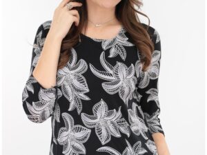 Bluza neagra din vascoza cu imprimeu floral alb