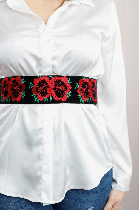 Reducere 27% - Brau traditional negru cu motiv floral rosu Florenta 02 1 Brau traditional negru cu motiv floral rosu Florenta 02