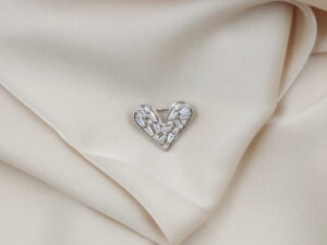 Brosa pandant inima miniaturala din argint 925 cu pietre foarte fine de cubic zirconia