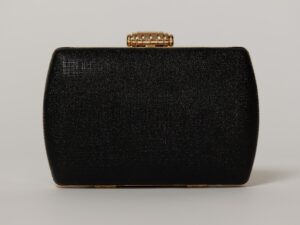 Clutch negru din material textil stralucitor