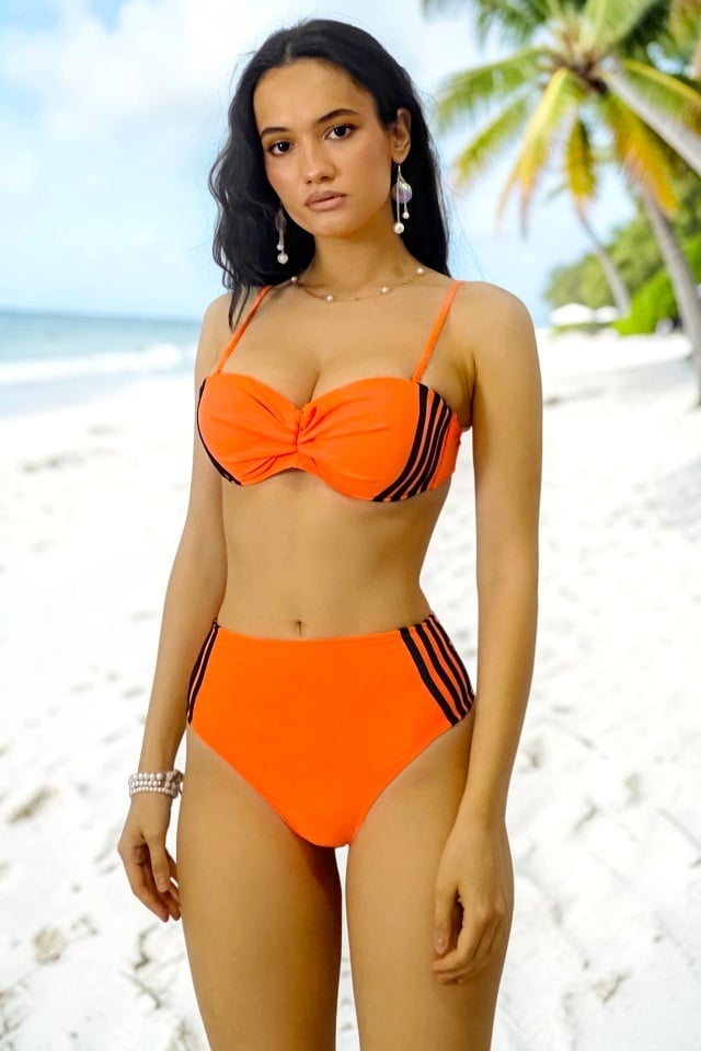 Reducere 53% – Costum baie doua piese BeLLaSun, cu linie sport si sutien cu push up, Portocaliu 1 Costum baie doua piese BeLLaSun