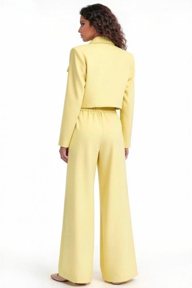 Reducere 36% - Costum office Marcella, cu sacou structurat si pantaloni evazati, Galben, Marime S/M 2 cu sacou structurat si pantaloni evazati