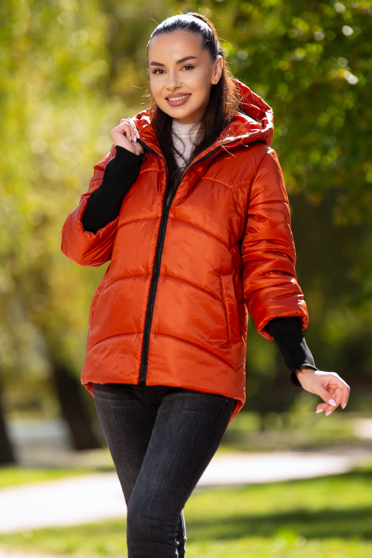 Reducere 30% - Geaca dama matlasata orange Denisa cu mansete din tricot si gluga 1 Geaca dama matlasata orange Denisa cu mansete din tricot si gluga