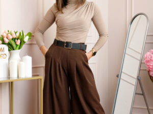 Pantaloni palazzo maro cu talie elastica si curea reglabila Savannah