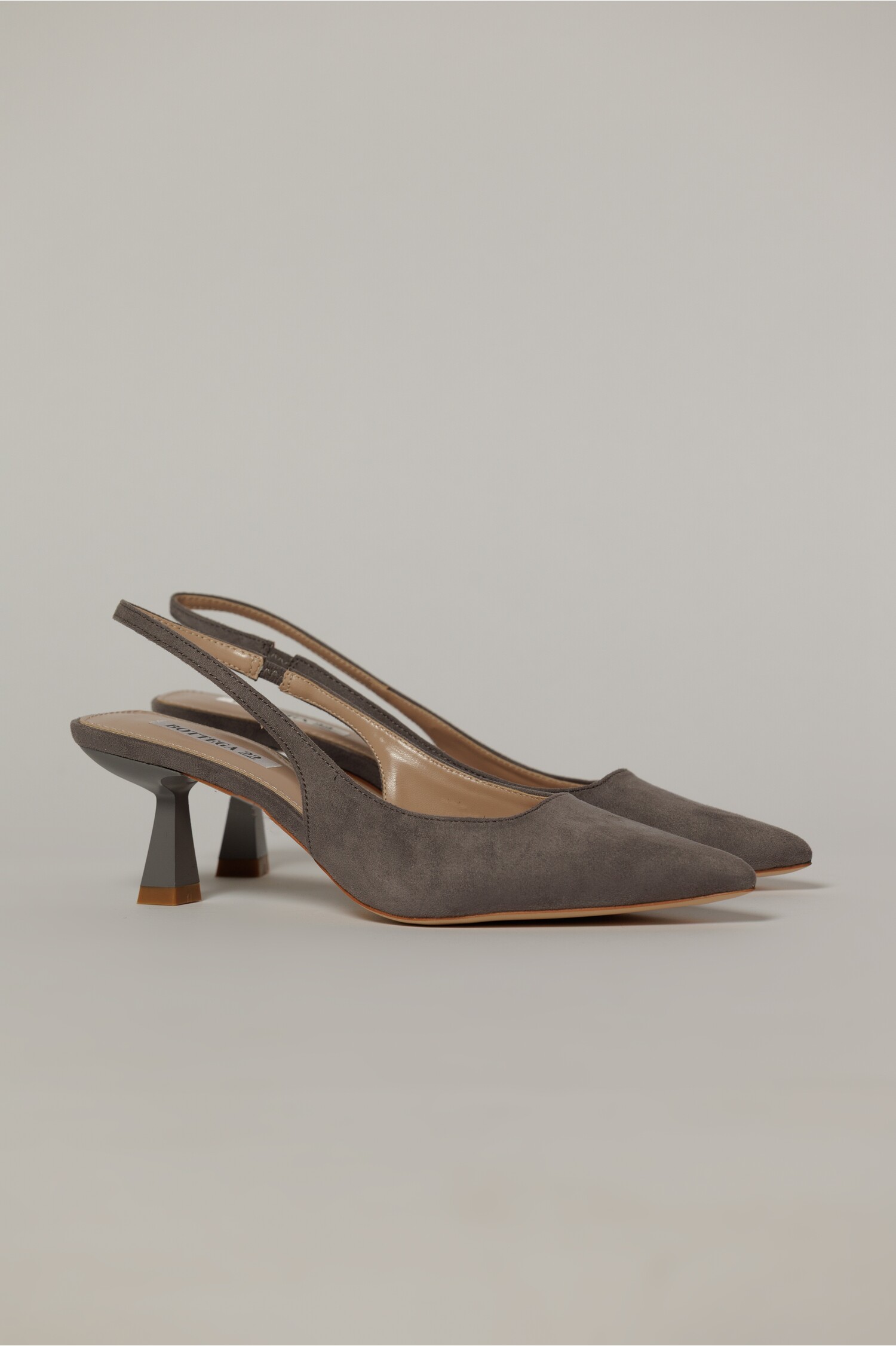 Reducere 25% - Pantofi gri eleganti din piele intoarsa ecologica 1 Pantofi gri eleganti din piele intoarsa ecologica