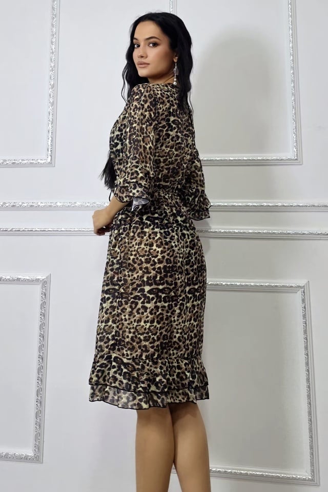 Reducere 47% - Pareo midi de plaja Amber Print, cu volane feminine si snur reglabil, Leopard print 2 cu volane feminine si snur reglabil