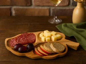 Platou rustic artizanal din lemn de fag pentru servire