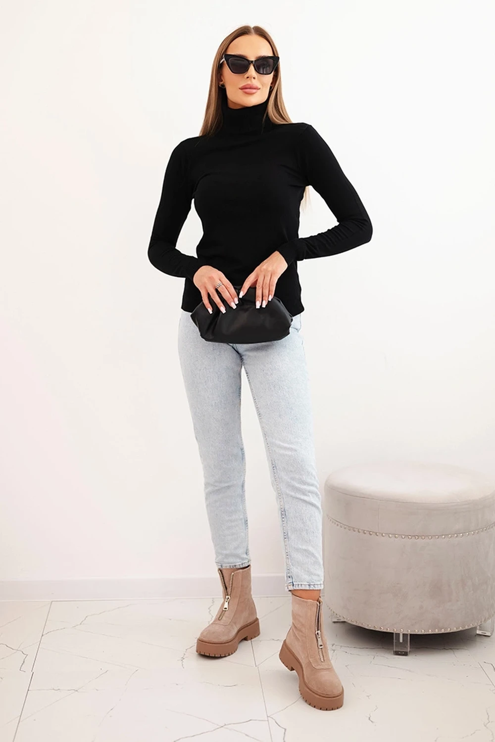 Reducere 44% - Pulover negru cu guler inalt si ... 2 Reducere 44% - Pulover negru cu guler inalt si ... - imagine 2