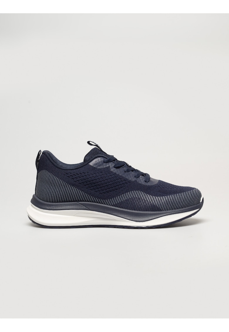 Reducere 73% - Pantofi sport cu model uni 1 Pantofi sport cu model uni