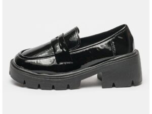 Pantofi loafer masivi cu aspect lacuit - Negru