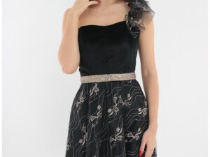Rochie clos neagra din dantela fina si catifea