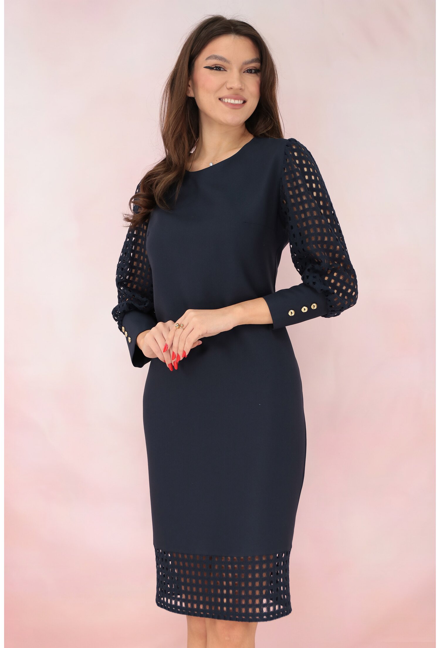 Reducere 68% - Rochie cocktail bleumarin cu maneci si tiv din dantela 1 Rochie cocktail bleumarin cu maneci si tiv din dantela
