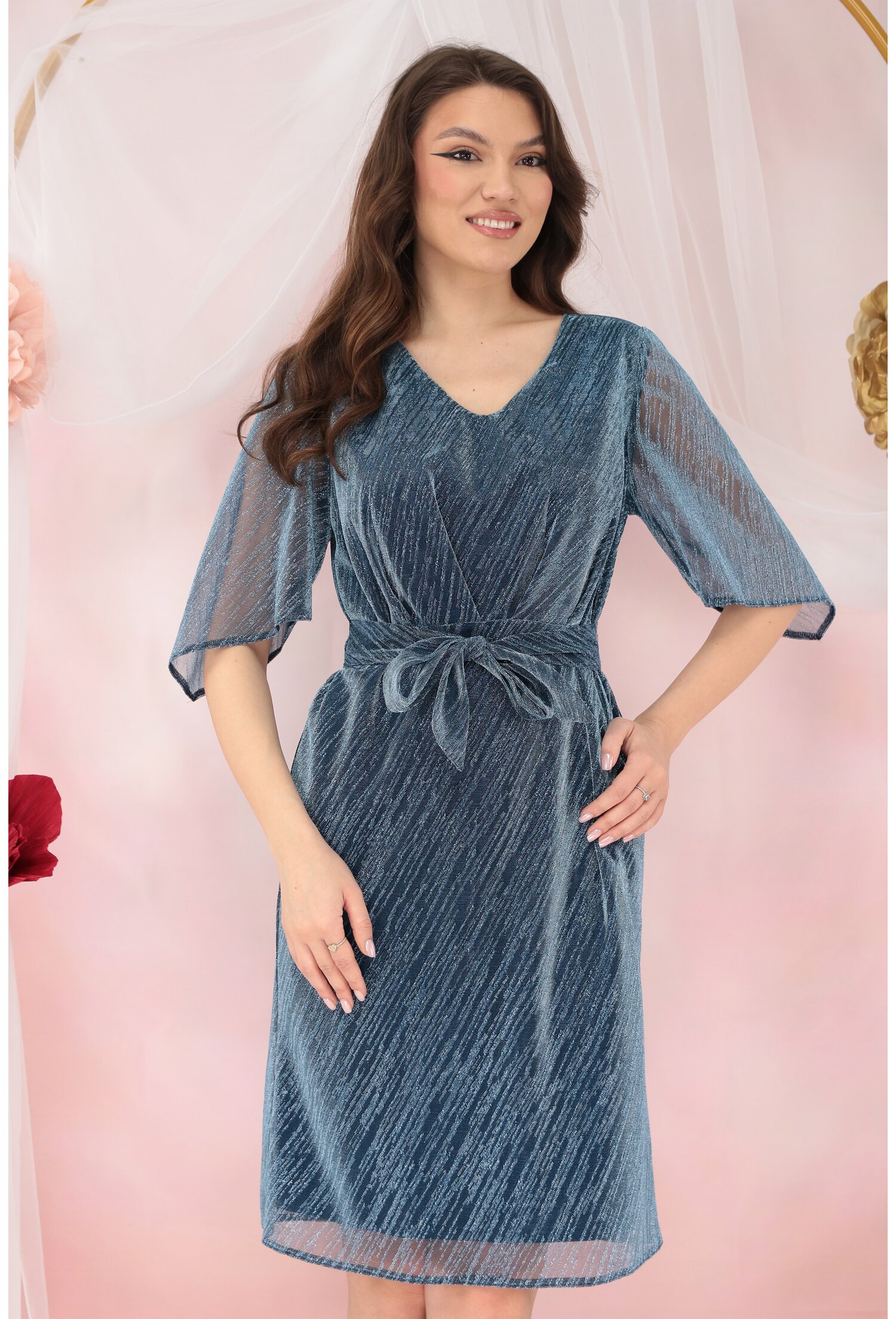 Reducere 56% - Rochie eleganta albastra din tulle cu fir stralucitor si glitter 1 Rochie eleganta albastra din tulle cu fir stralucitor si glitter