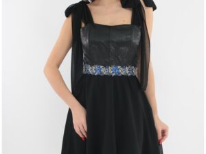 Rochie eleganta clos cu broderie albastra